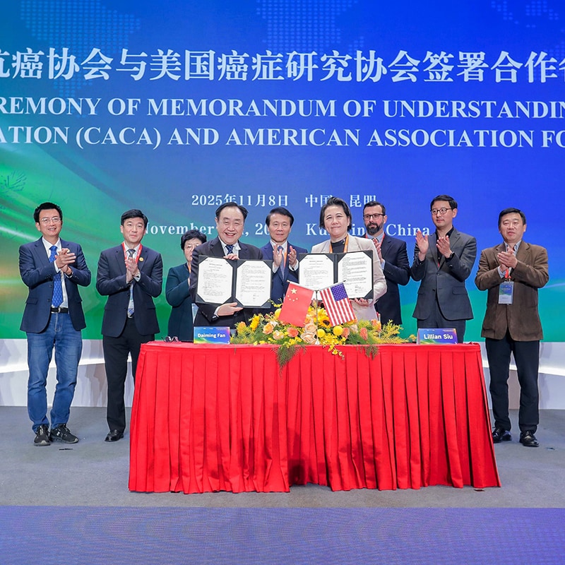 2025–2026 AACR President Lillian L. Siu signs a memorandum of understanding with the China Anti-Cancer Association